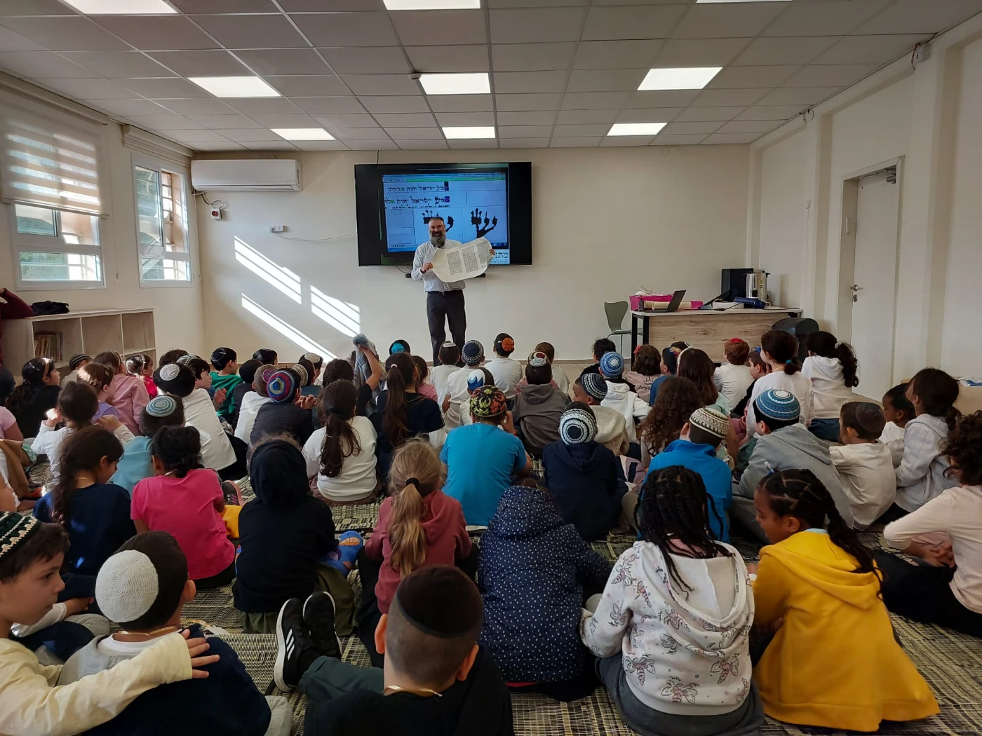 WhatsApp Image 2024-02-19 at 13.19.12 (2)