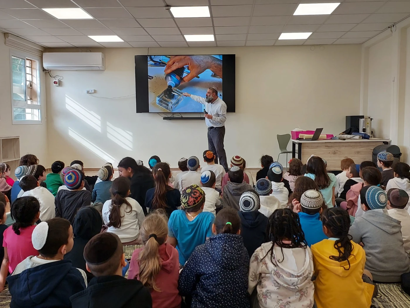 WhatsApp Image 2024-02-19 at 13.19.13