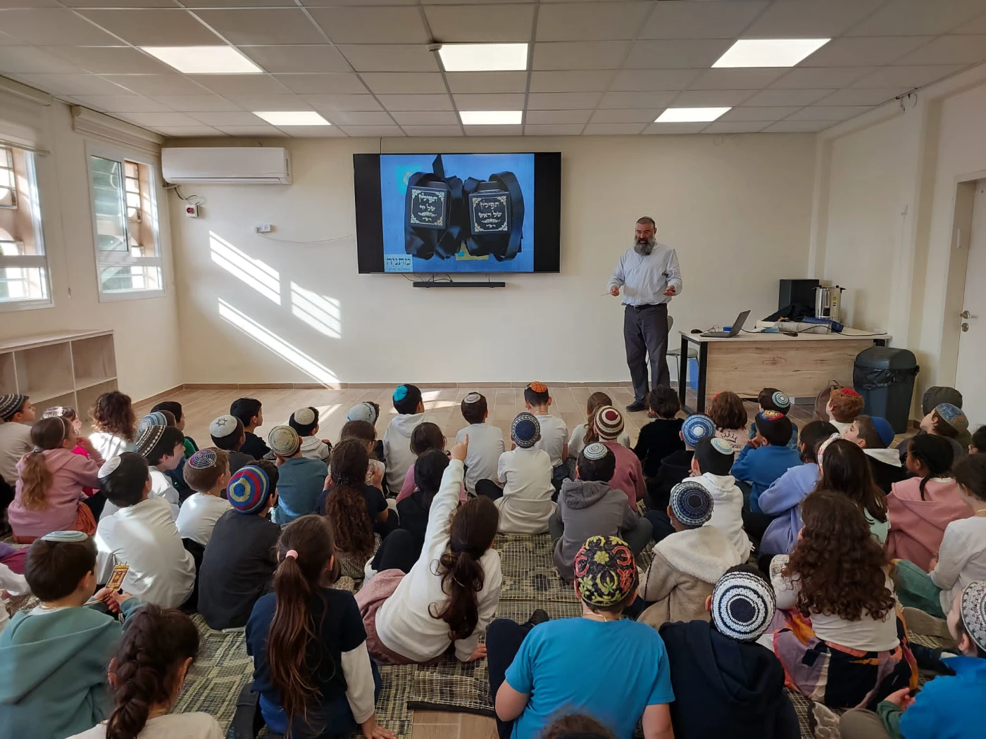 WhatsApp Image 2024-02-19 at 13.19.15 (2)