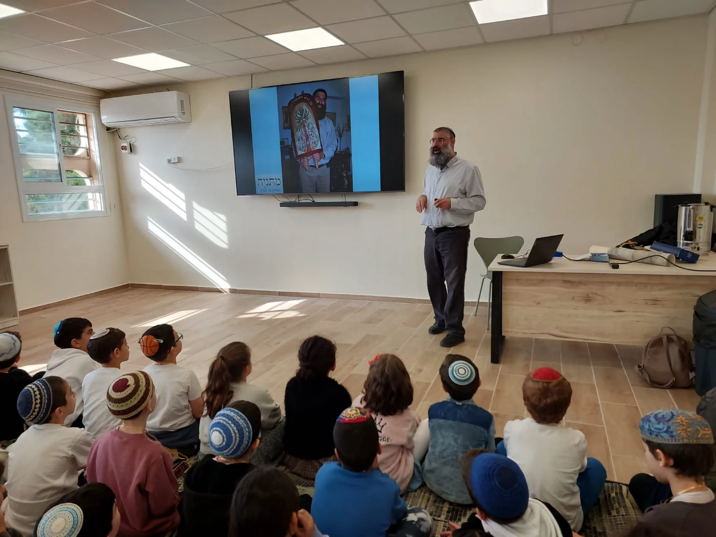 WhatsApp Image 2024-02-19 at 13.19.17 (3)